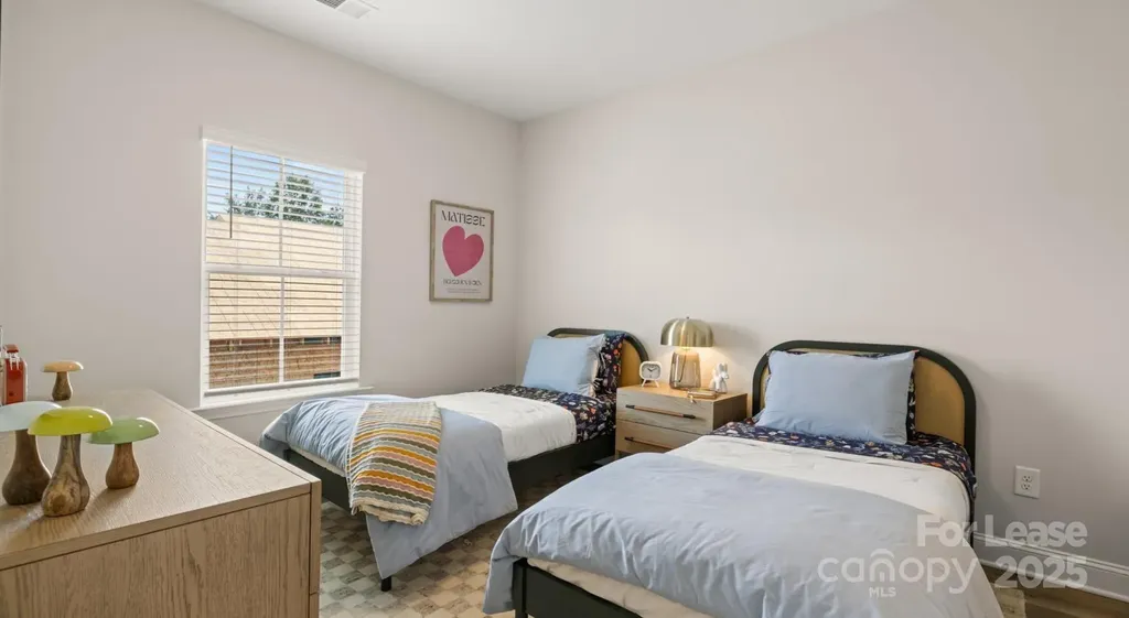 1748 Marglyn Drive Matthews NC 28105