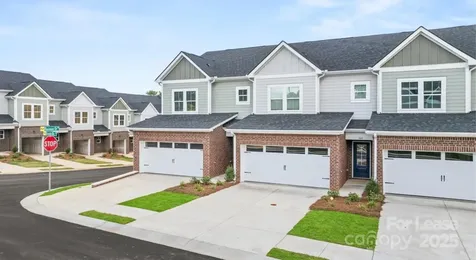 1748 Marglyn Drive Matthews NC 28105