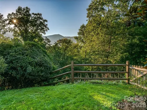 39 Ox Bow Crossing Weaverville NC 28787