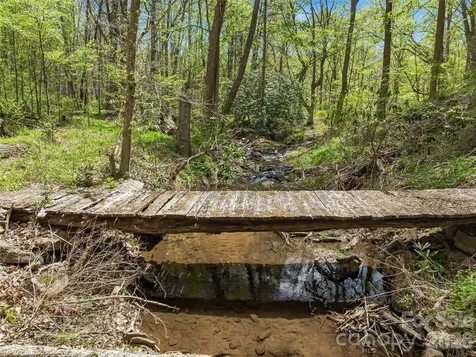 39 Ox Bow Crossing Weaverville NC 28787
