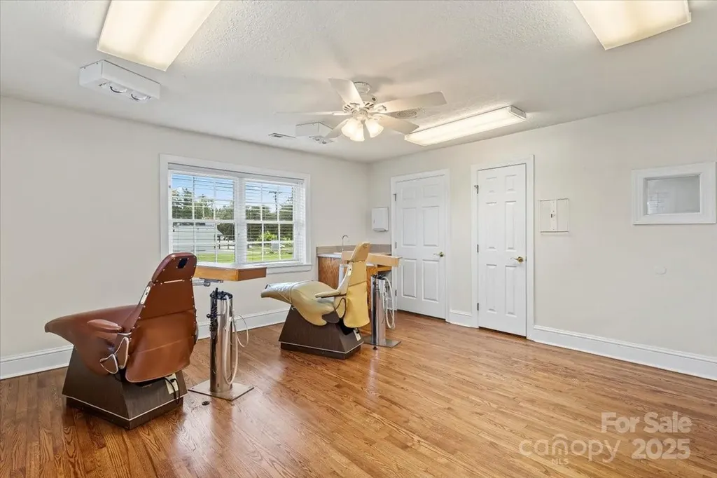 492 W Main Street Forest City NC 28043
