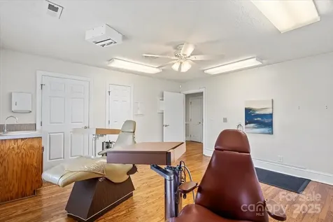 492 W Main Street Forest City NC 28043