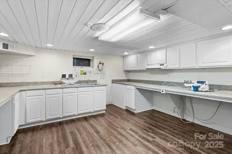 492 W Main Street Forest City NC 28043