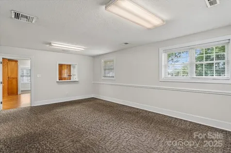 492 W Main Street Forest City NC 28043