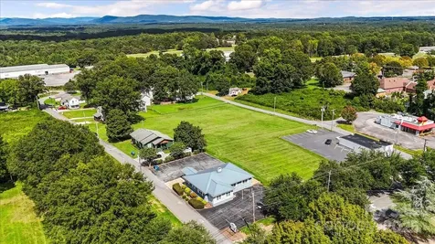 492 W Main Street Forest City NC 28043