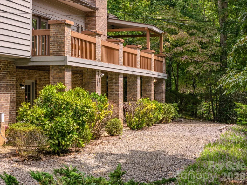 452 Cragmont Road Black Mountain NC 28711