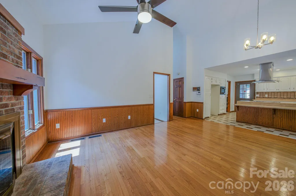 452 Cragmont Road Black Mountain NC 28711