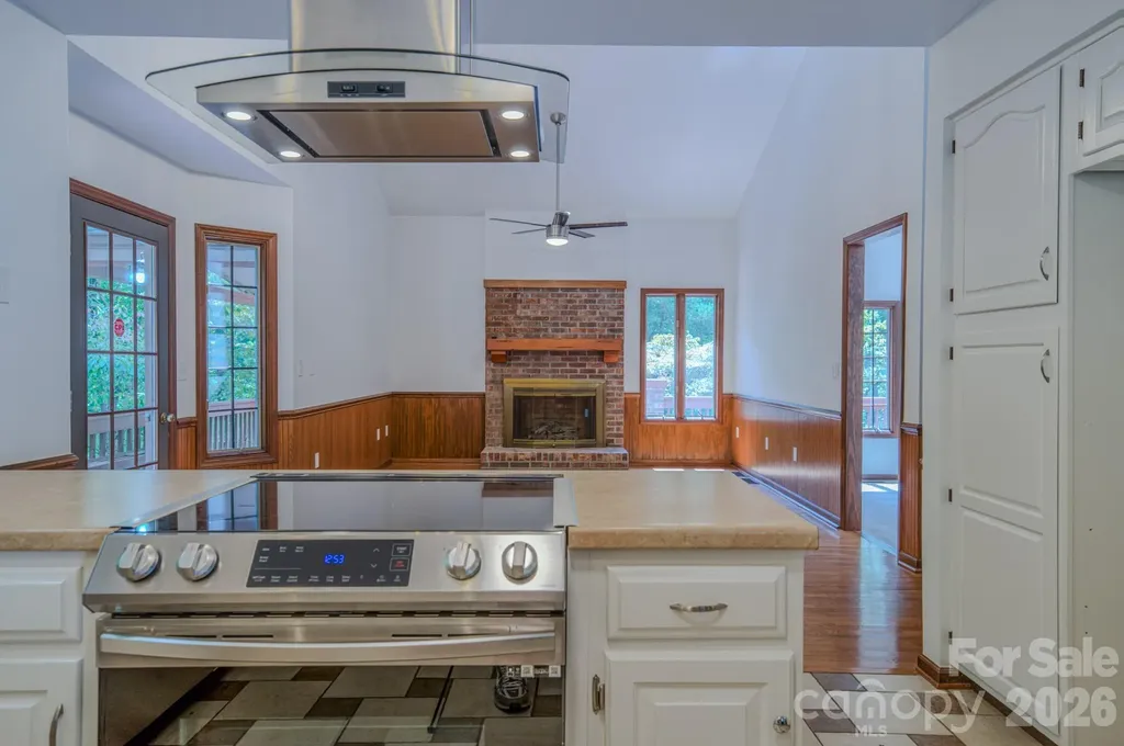 452 Cragmont Road Black Mountain NC 28711