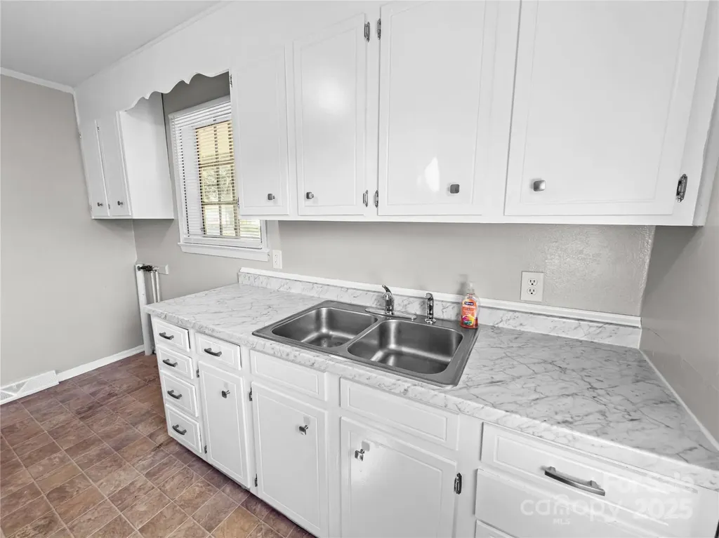 3109 Marlborough Road Charlotte NC 28208