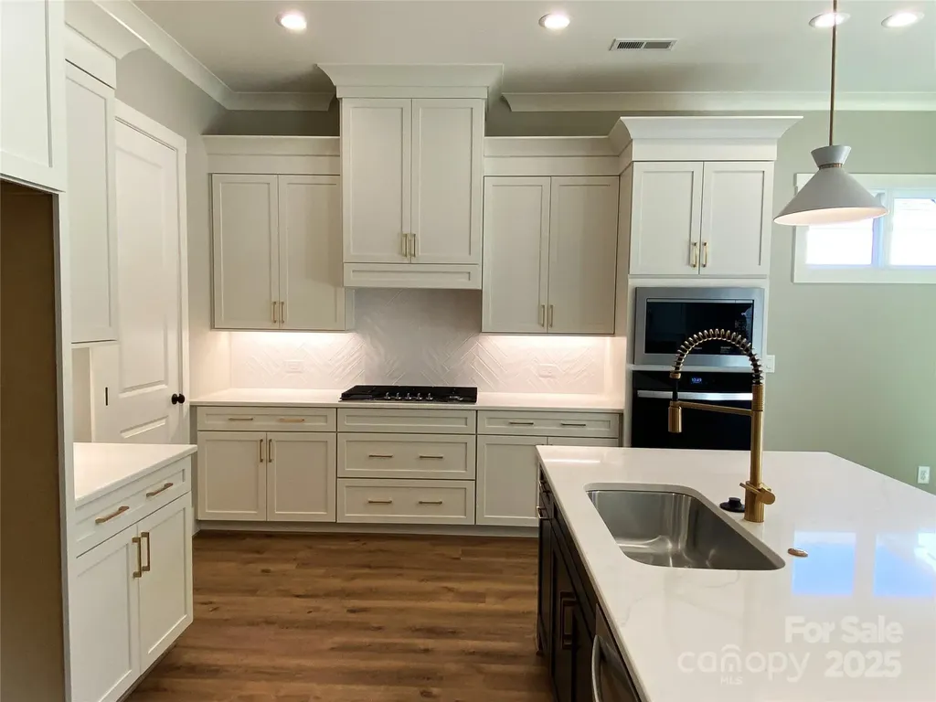 107 Blackbeard Lane Mooresville NC 28117