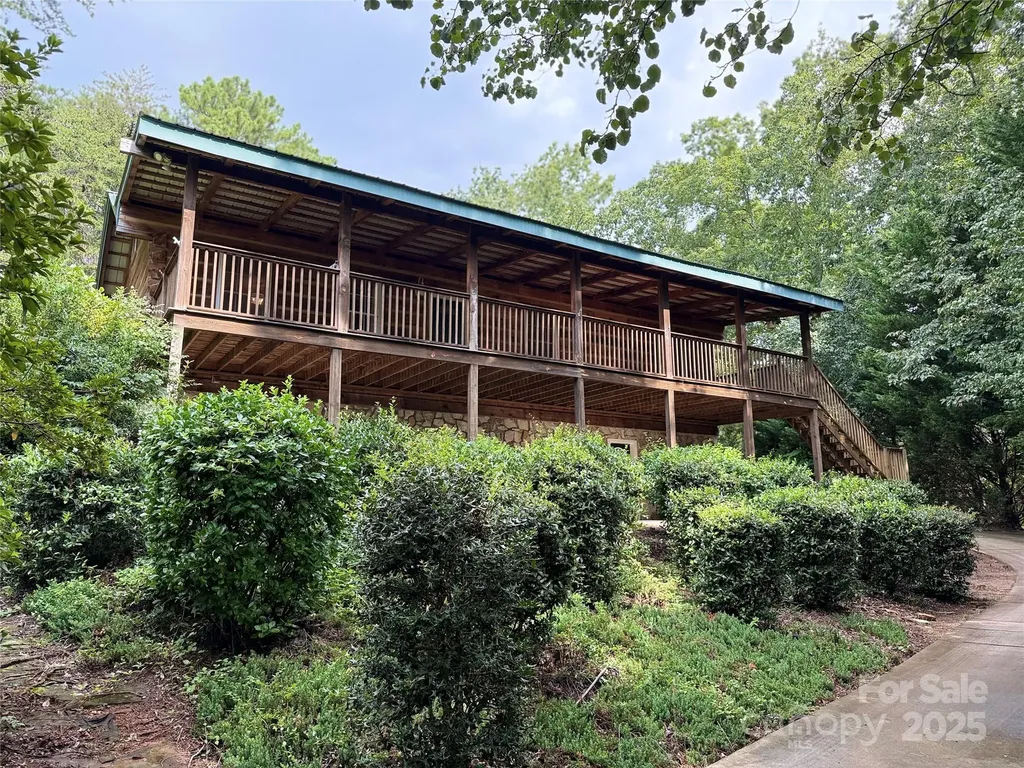 66 Ashlyn Lane Tryon NC 28782