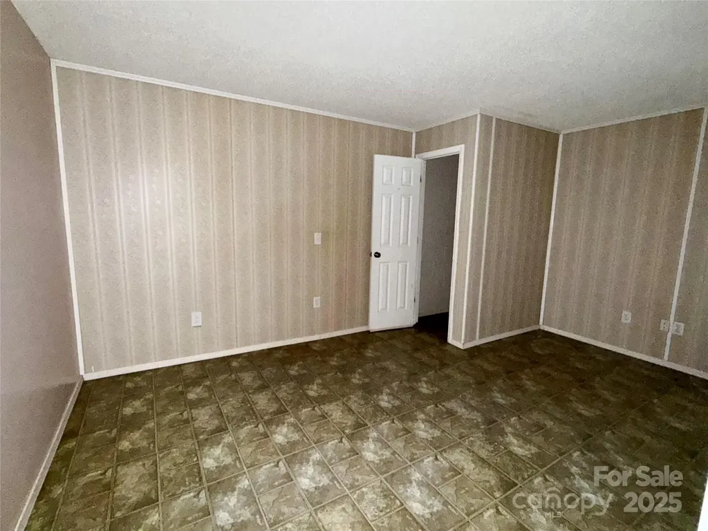 66 Ashlyn Lane Tryon NC 28782