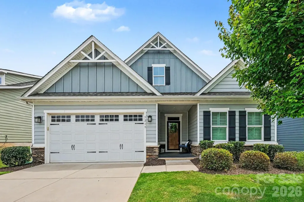 5219 Larewood Drive Charlotte NC 28215
