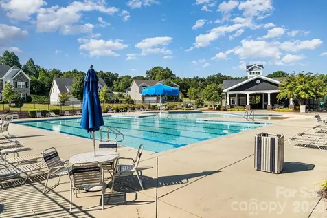5219 Larewood Drive Charlotte NC 28215
