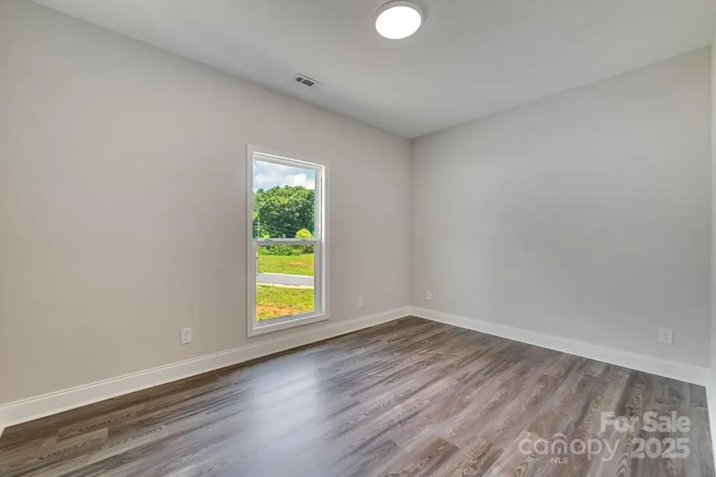 381 Scenic Ridge Circle Franklin NC 28734