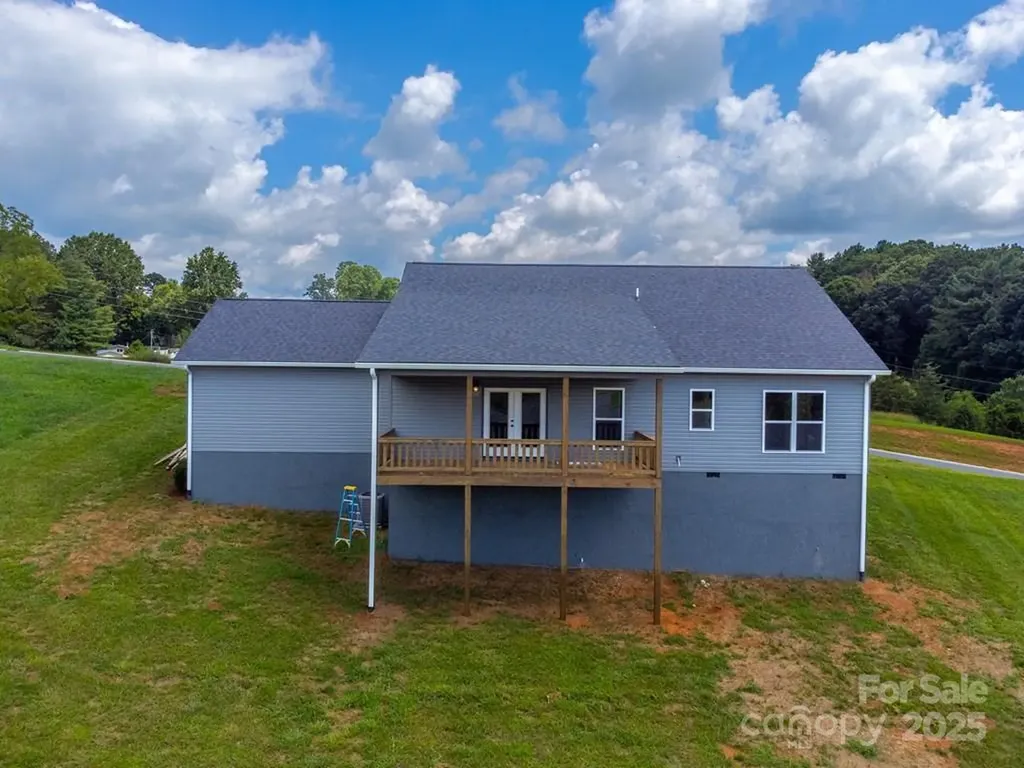 381 Scenic Ridge Circle Franklin NC 28734