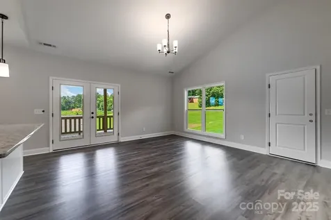 381 Scenic Ridge Circle Franklin NC 28734