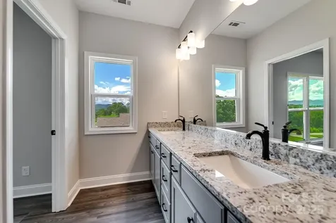 381 Scenic Ridge Circle Franklin NC 28734
