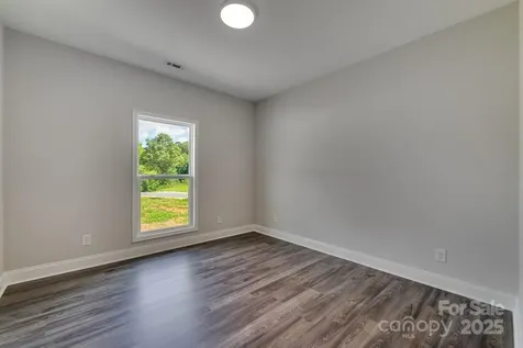 381 Scenic Ridge Circle Franklin NC 28734