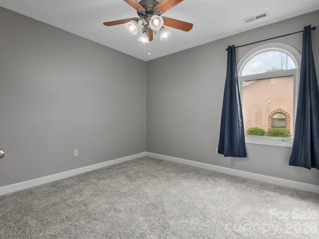 39 Pacifico Drive Asheville NC 28806