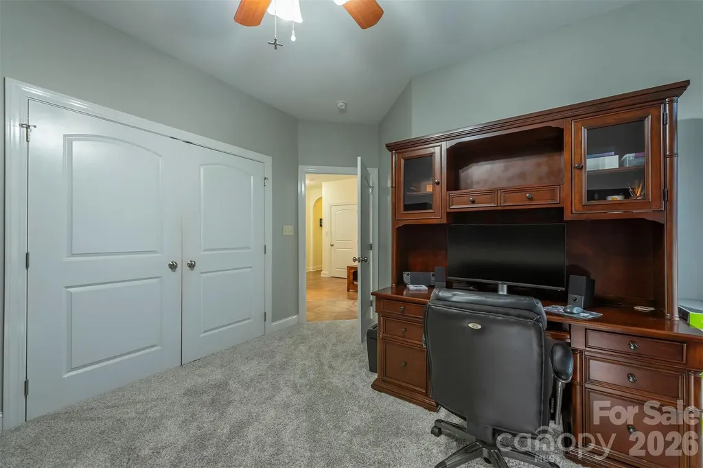 39 Pacifico Drive Asheville NC 28806