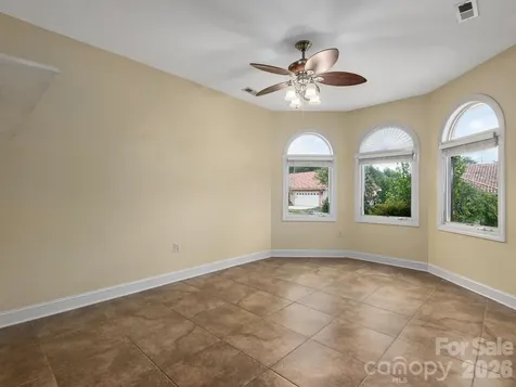 39 Pacifico Drive Asheville NC 28806