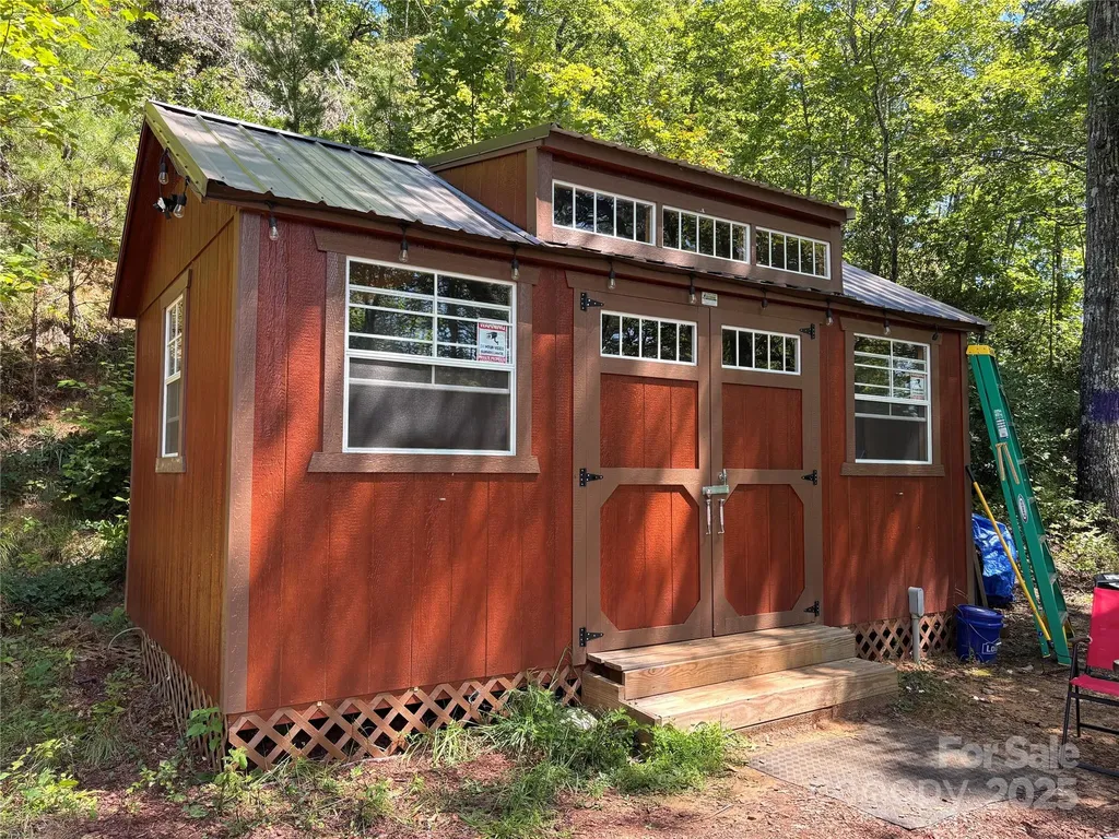 9999 Cindy Cove Trail Robbinsville NC 28771