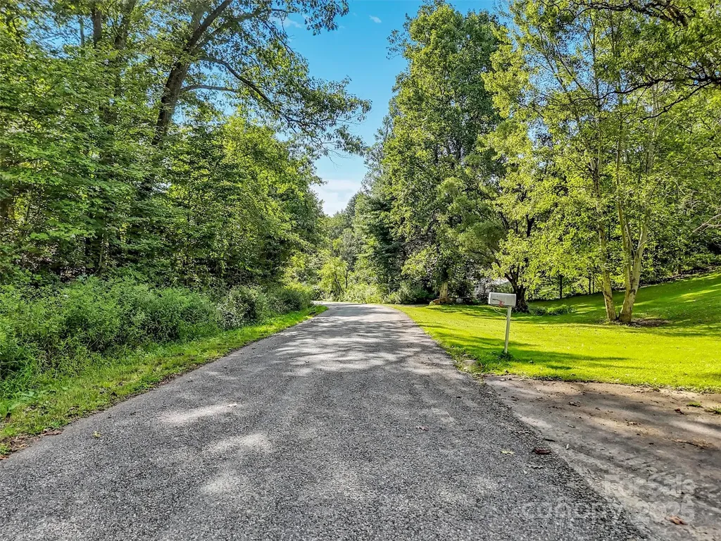 323 Jody Cove Canton NC 28716