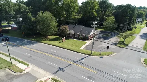 1910 Dale Earnhardt Boulevard Kannapolis NC 28083