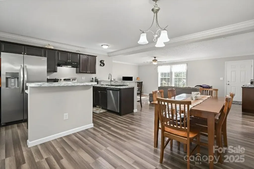 402 Shiloh Road Statesville NC 28677