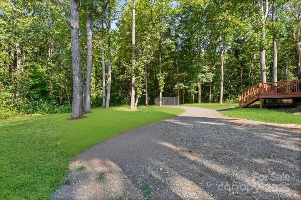 402 Shiloh Road Statesville NC 28677