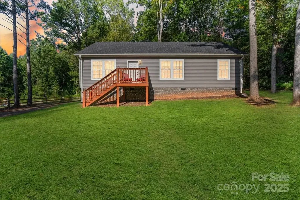 402 Shiloh Road Statesville NC 28677