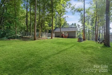 402 Shiloh Road Statesville NC 28677