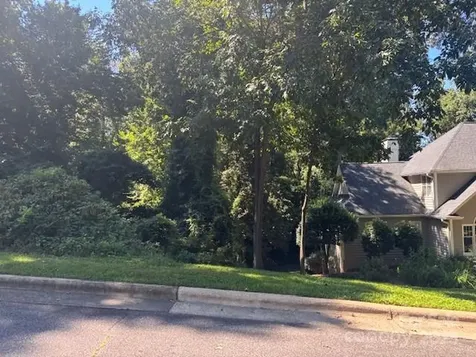 821 & 831 16th Avenue Lane NW Hickory NC 28601