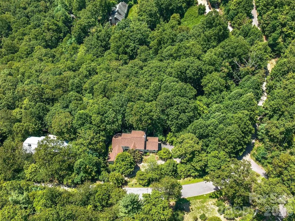 608 Upper Sondley Drive Asheville NC 28805