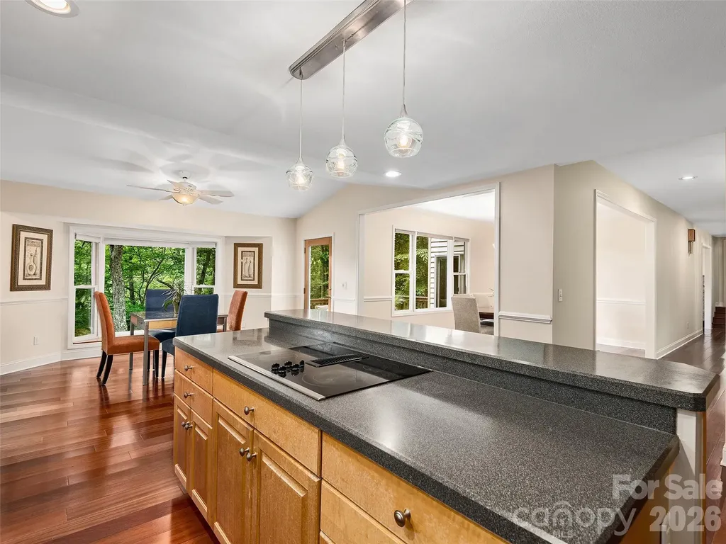 608 Upper Sondley Drive Asheville NC 28805