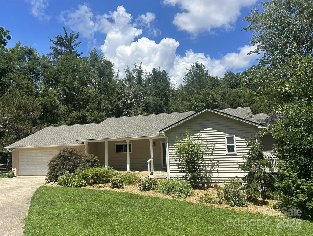 15 Beaverdam Knoll Road Asheville NC 28804