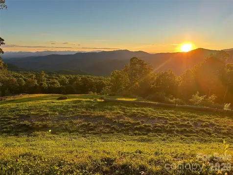 Tbd Nicholas Knoll Road Bakersville NC 28705