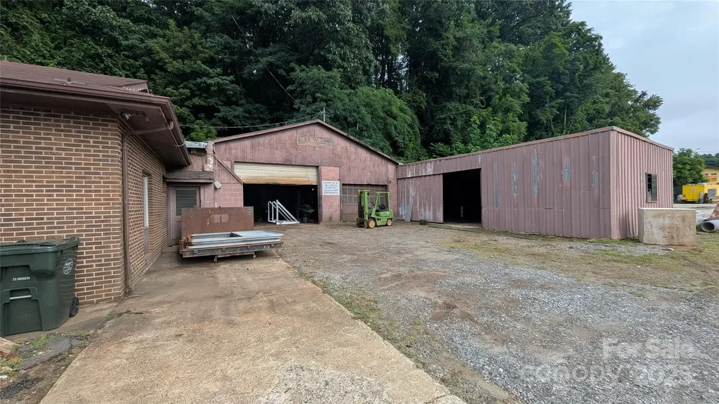 719 Dellwood City Road Waynesville NC 28786