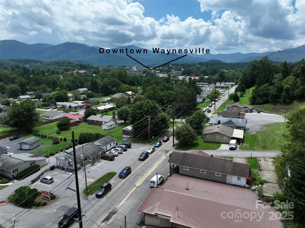719 Dellwood City Road Waynesville NC 28786