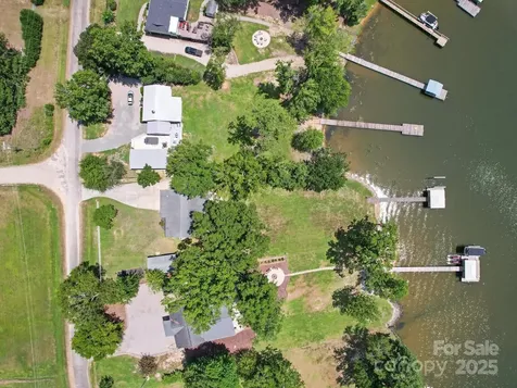 2364 Lakeside Drive Liberty Hill SC 29074