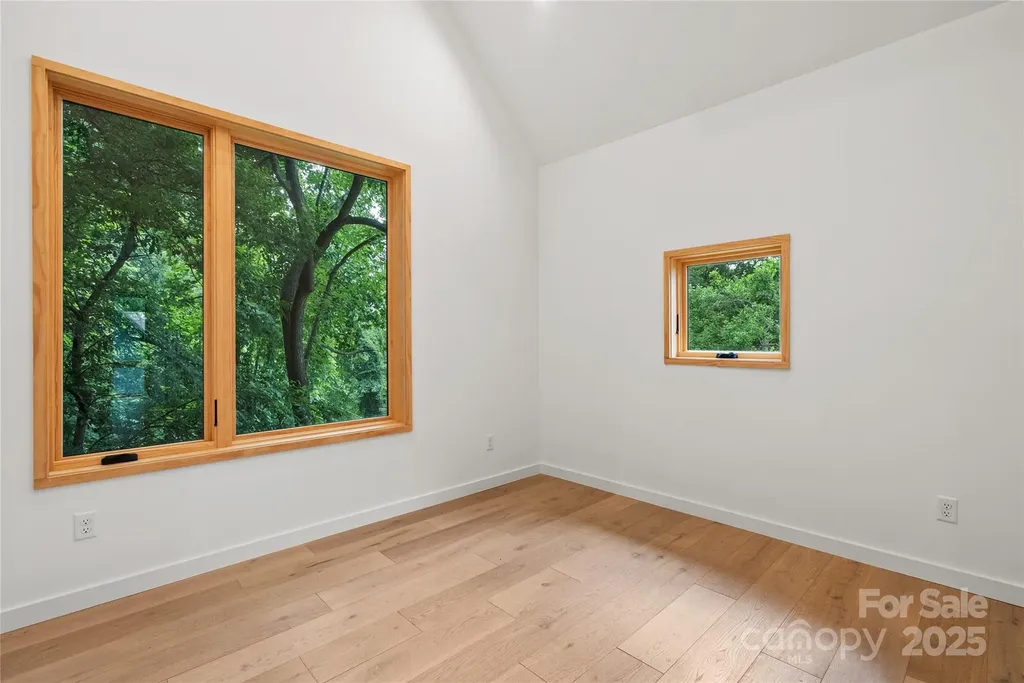 43 Waynesville Avenue Asheville NC 28806