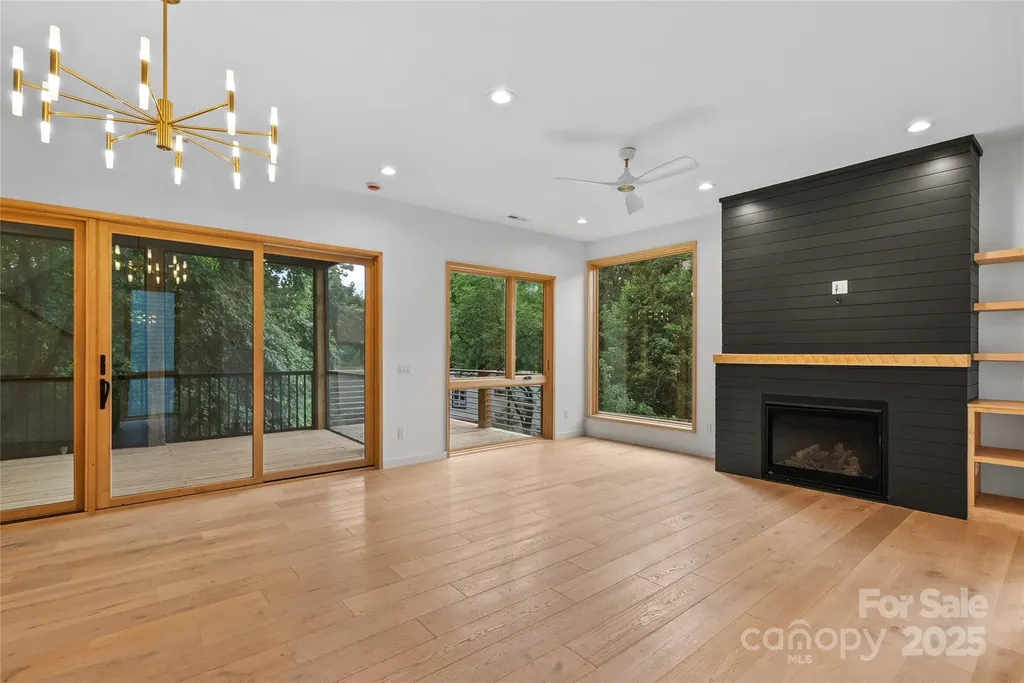 43 Waynesville Avenue Asheville NC 28806