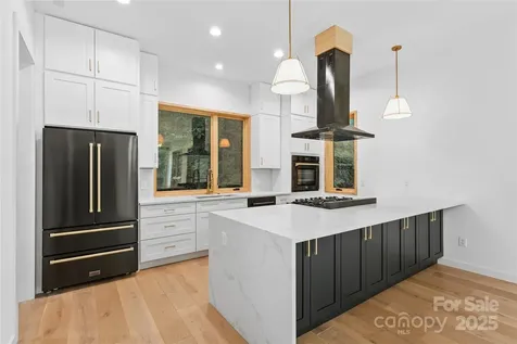 43 Waynesville Avenue Asheville NC 28806