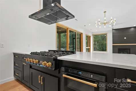 43 Waynesville Avenue Asheville NC 28806
