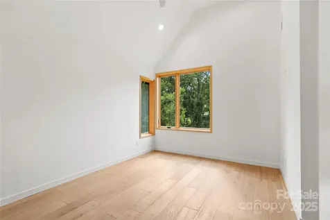 43 Waynesville Avenue Asheville NC 28806