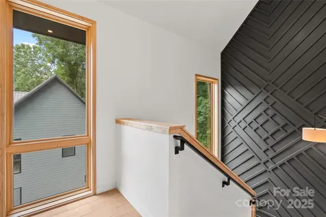 43 Waynesville Avenue Asheville NC 28806