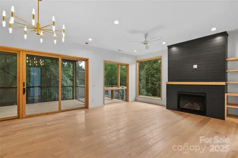 43 Waynesville Avenue Asheville NC 28806