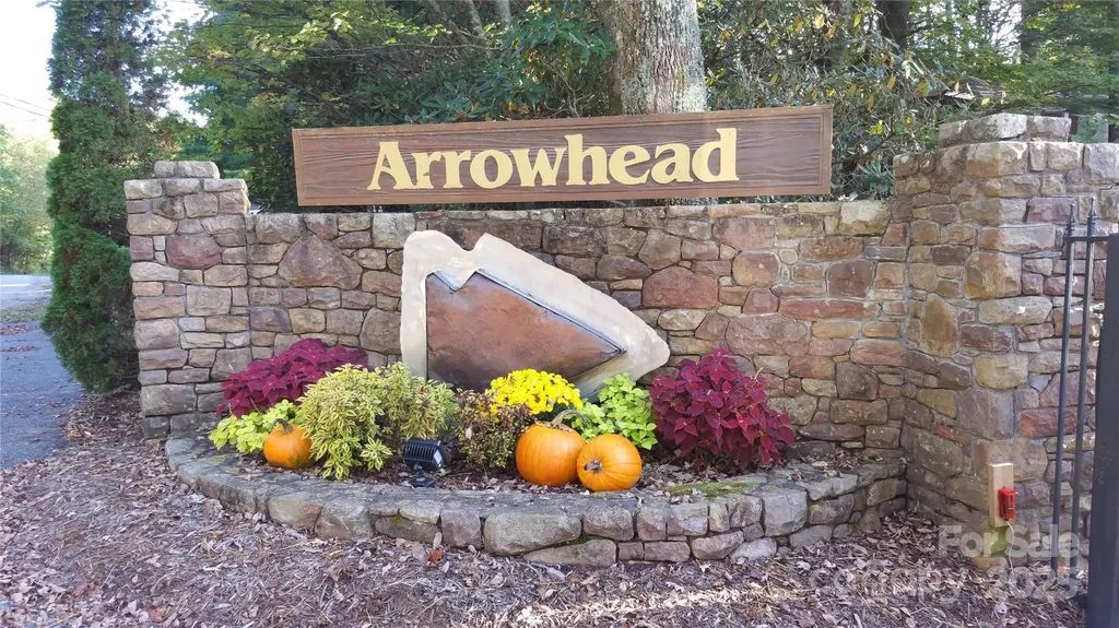 Lot 24 Red Wolf Blowing Rock NC 28605