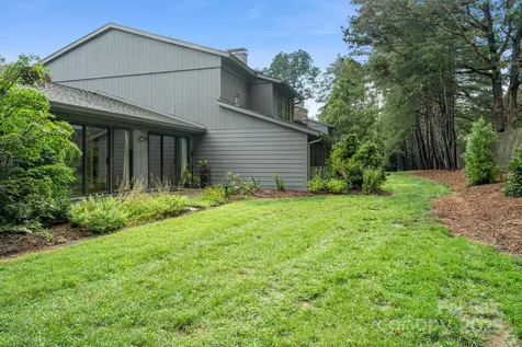470 Crowfields Drive Asheville NC 28803